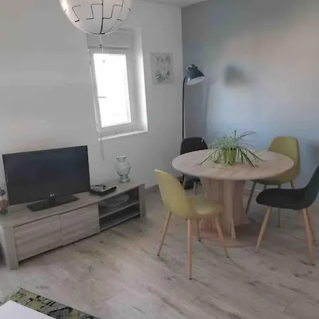 Apartament Au Calme Bourg-en-Bresse